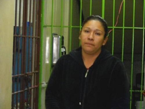 Agresiva mujer es consignada